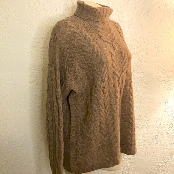SAKS FIFTH AVE VTG THIN CABLE Knit TURTLENECK MED( oversized) - Picture 5 of 10